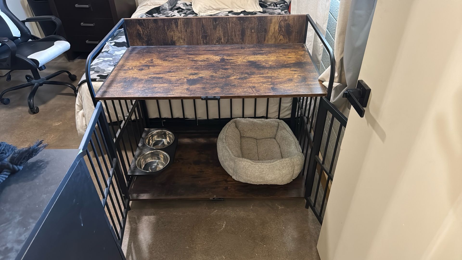 Medium Size Dog Kennel