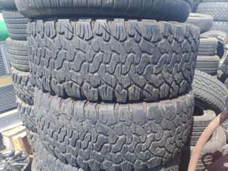 LT305/65R17 Bfgoodrich Ko2 All Terrain Tires (2)