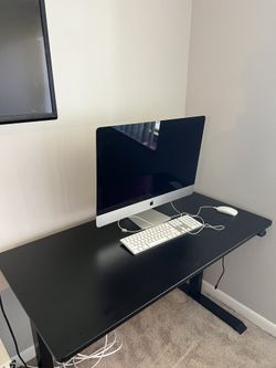 Gaming desk