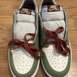 Air Jordan 1 Retro Low OG CNY
