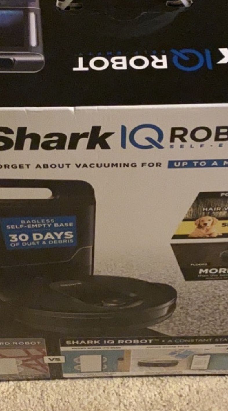 Shark IQ robot vaccum