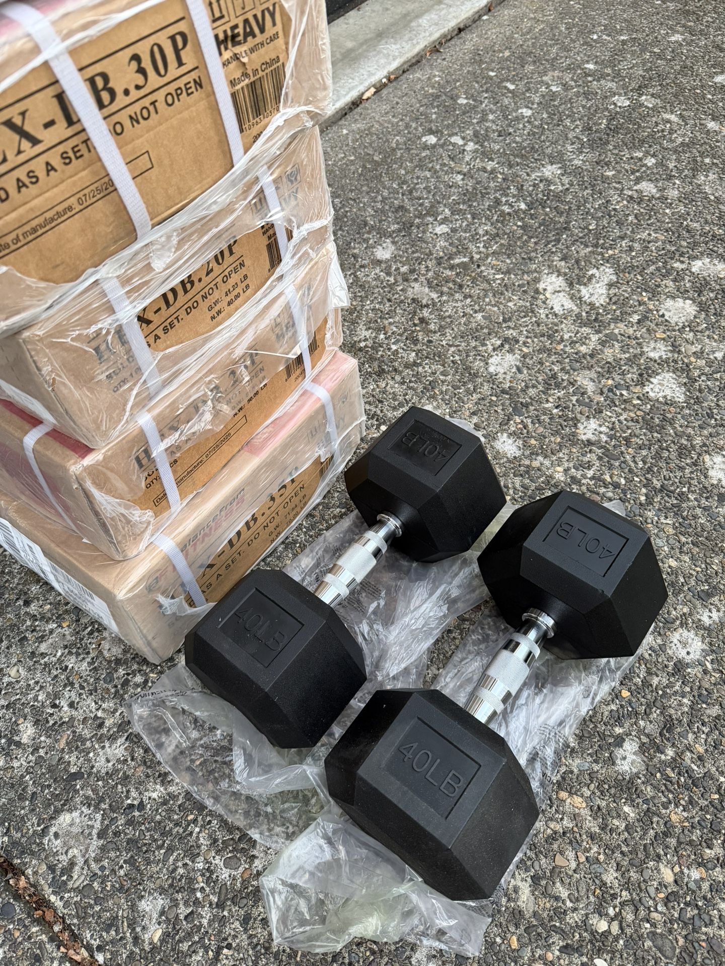 300lbs Dumbbell Set
