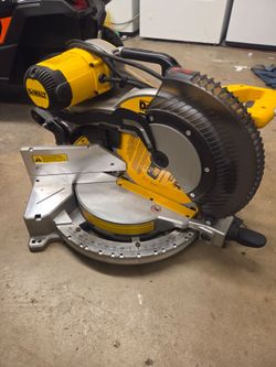 Saw dws716  Serrucho