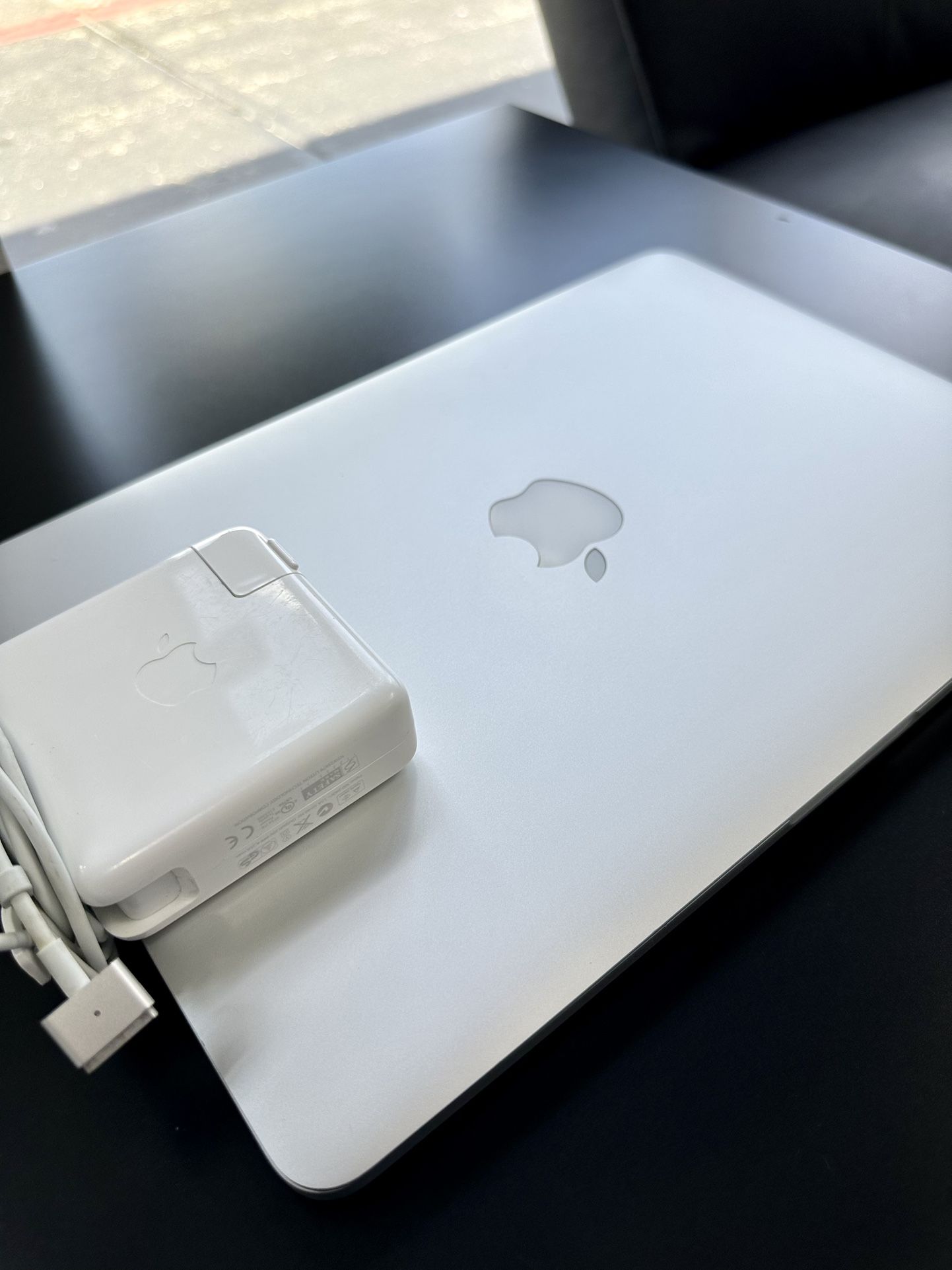 MacBook Pro 13 Inch 2015 8GB RAM 256GB SSD (M55) for Sale in