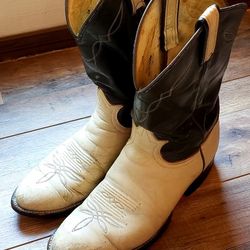 Tony Lama Boots size Men's 9 