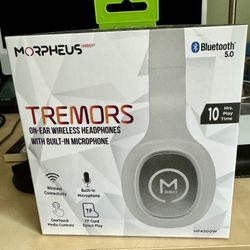 Wireless headphone  Brand new in box 