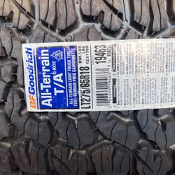 LT 275/65/18 Bfgoodrich All Terrain Ko2 10ply