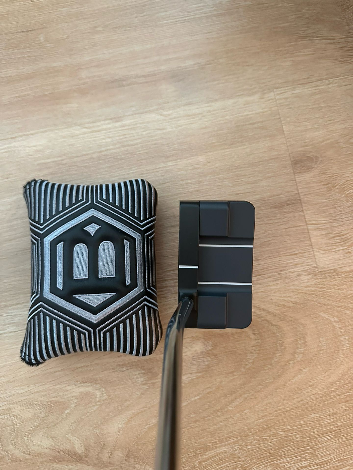 Bettinardi Inovai 10.0 Putter 35” Like new