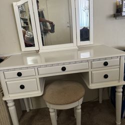 Vanity Table With Three-Fold Square Mirror Drawers & Stool White Wood