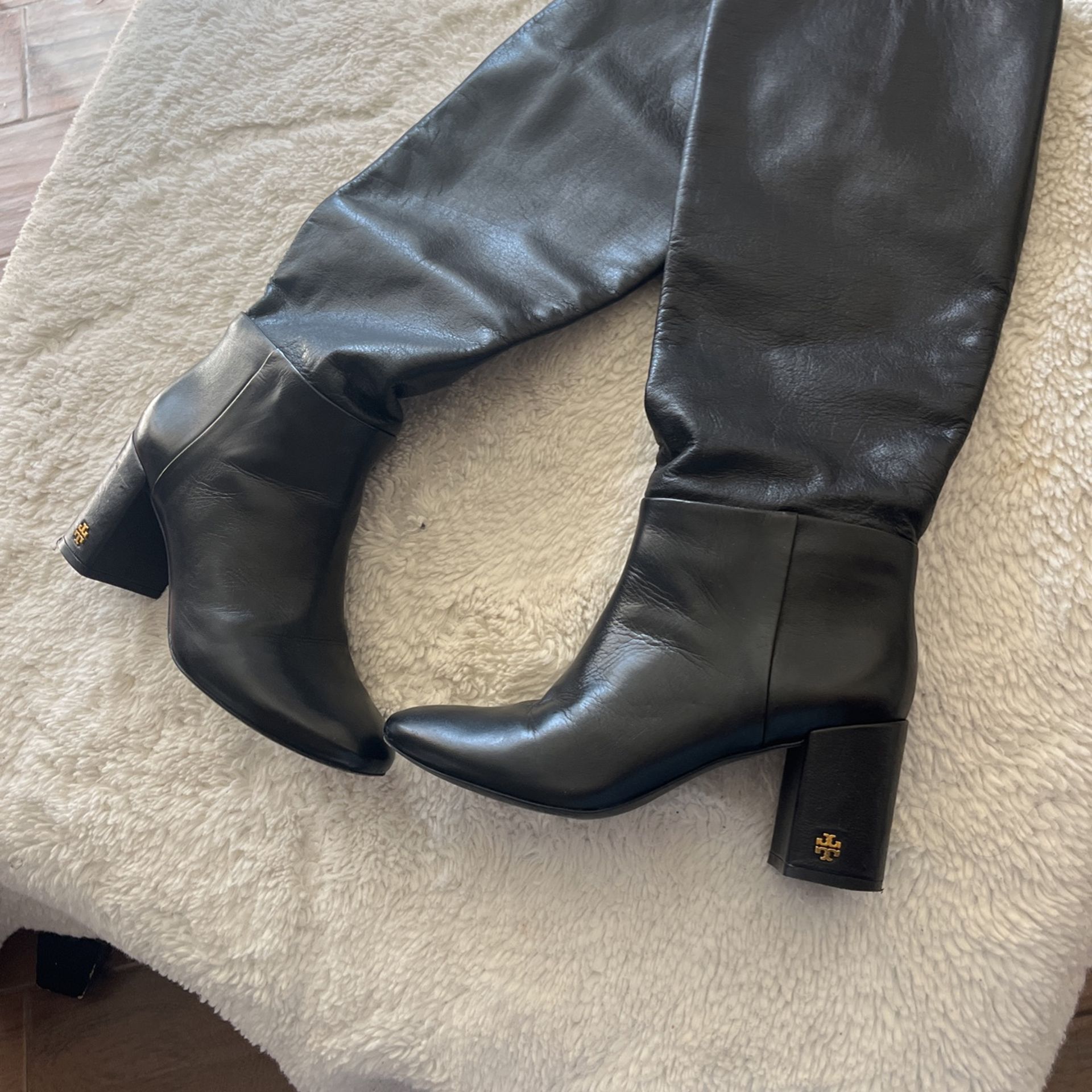 Tory Burch Boots