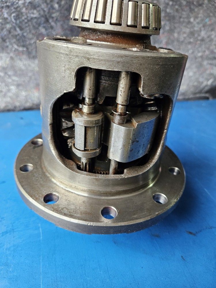 Gm 7.5 28 Spline Eaton Posi