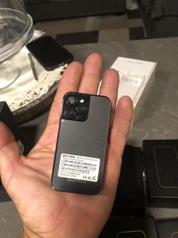 Mini iPhone 16