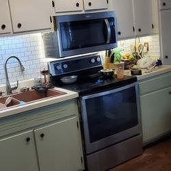 whirlpool stove and microwave