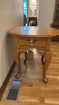 Queen, Anne style Oak side table