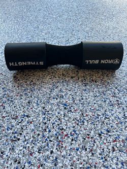 Iron bull strength barbell pad