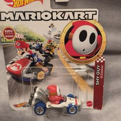 Hot Wheels Mario Kart Shy Guy B-Dasher die-cast vehicle.