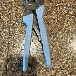 AMP D 9539 Crimper