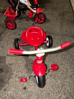 Radio Flyer Kids Tricycle