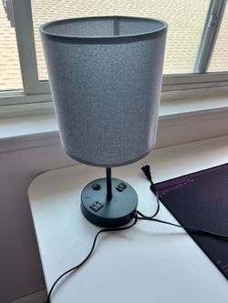 Desk lamp