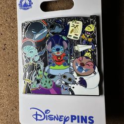 2024 New Disney Parks Lilo And Stitch Supporting Cast Cluster Family Pin NEW
