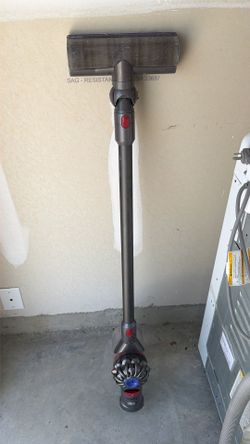 Dyson cordless stick vacuum