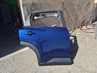 21/25 Nissan Rogue Passenger Rear Door