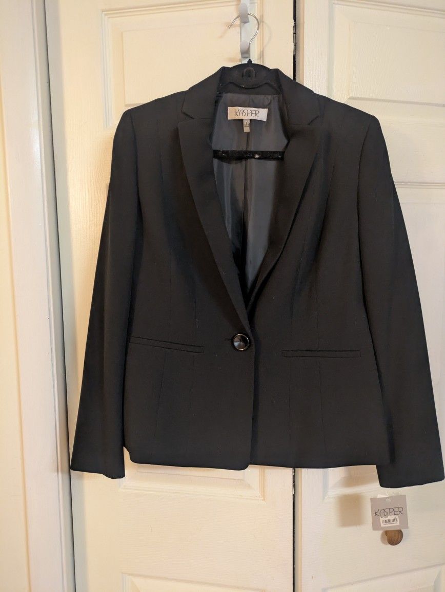 Striking Kasper suit