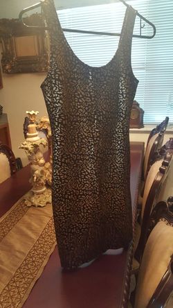 Stretch animal print dress gold on black