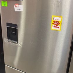 Fisher and paykel refrigerator XR252