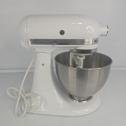 KitchenAid Classic White 4.5 Qt Tilt Head Stand Mixer w Bowl 2 Attachments Works