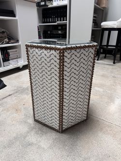 MIRRORED HEX ACCENT TABLE in a GUILDERY custom print