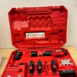 milwaukee m18  pro press 