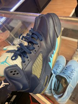 Jordan retro 5 pre grape size 6