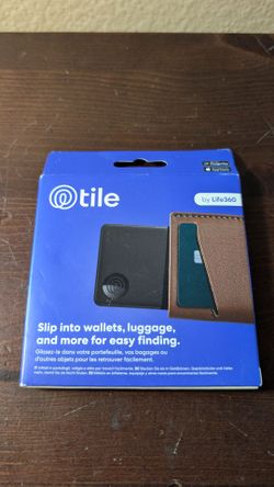 Life360 Tile Slim - Wallet Finder, Bluetooth Tracker and Item Locator