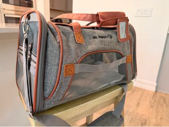 Mr Peanut Soft Sided Pet Carrier