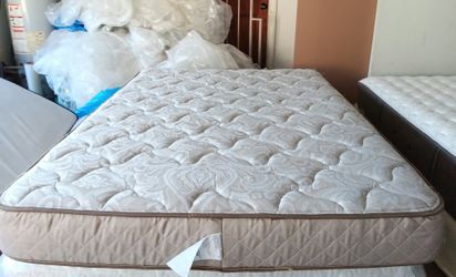 Queen Size Mattress (Colchón Queen Size)