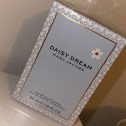 Marc Jacob’s Daisy Dream 