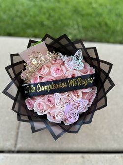 Valentine’s Day Bouquet Roses Ramo Buchon 