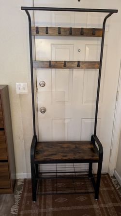 Coat/shoe rack/hall tree