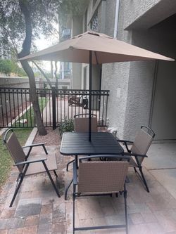 Outdoor Patio Dining Set with Umbrella – 6-Piece Set