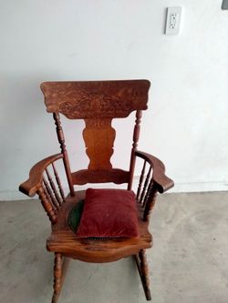 Vintage rocking chair