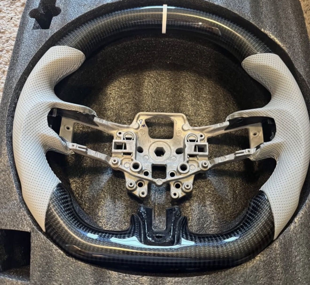 2015-2017 mustang carbon fiber steering wheel