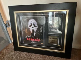 Scream Cast-Signed Script Framed Display