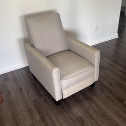 Comfy Medium Size Recliner Chair