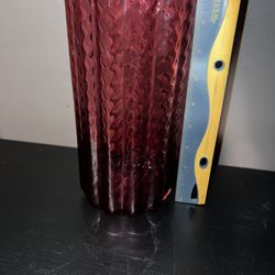 Pilgrim Glass Cranberry Optic Swirl Ionic Vase Ribbed Scalloped Design 9.5"