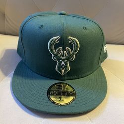 Milwaukee Bucks New Era Fitted  7/78