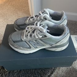 New Balance Size 1 Kids