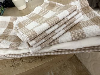$15 - Brand New Lane Linen 10-Piece Kitchen Towel Set (Cream Waffle Weave)