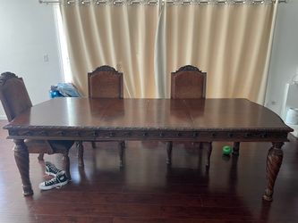 French dinning table