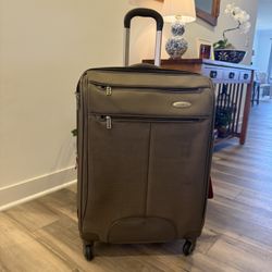 Samsonite Spinner -26”